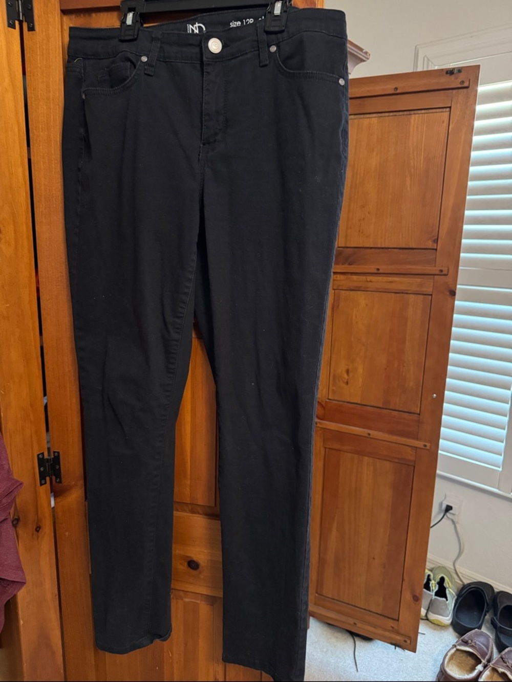 New Directions Black straight leg Jeans